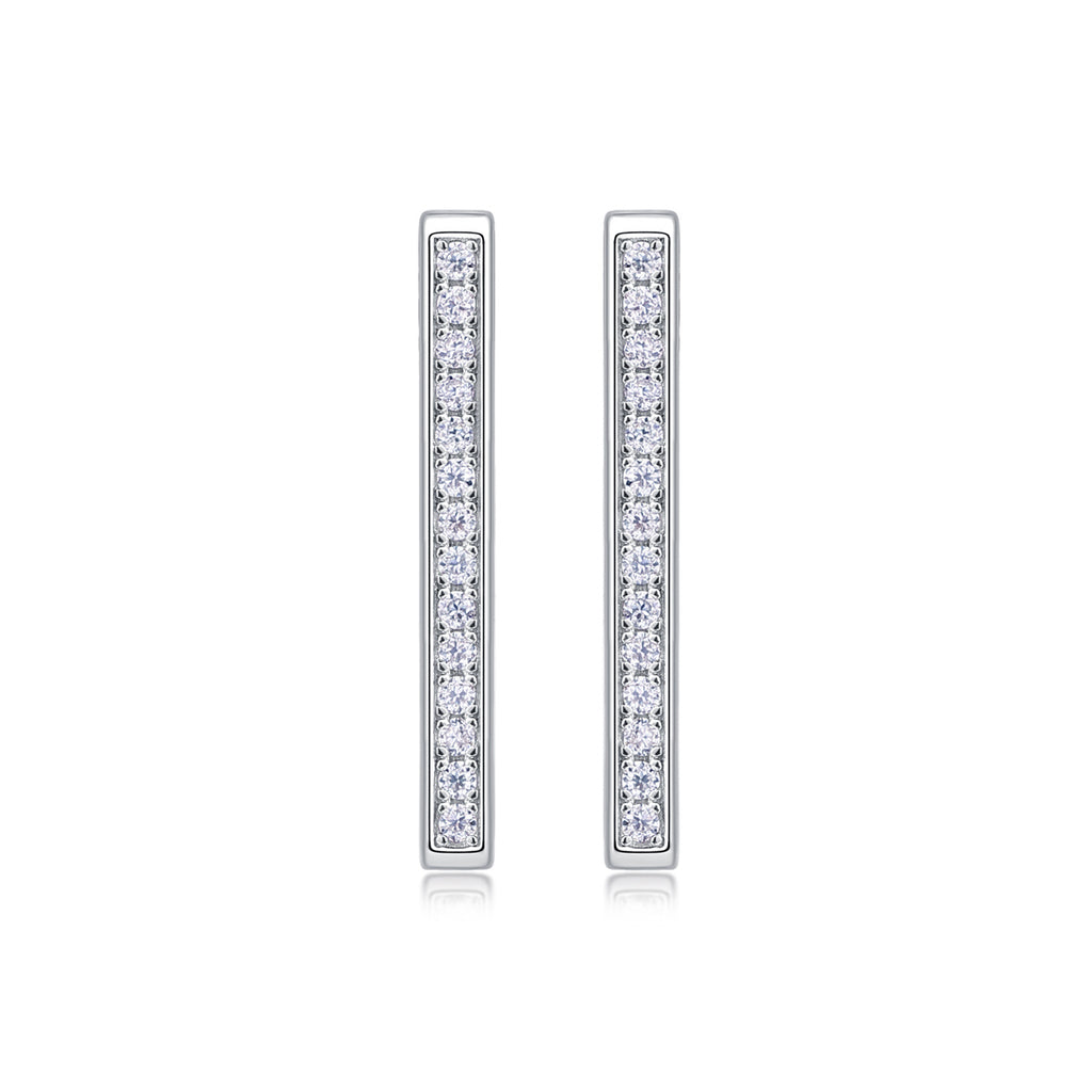 Fashionable And Luxurious Diamond Earrings