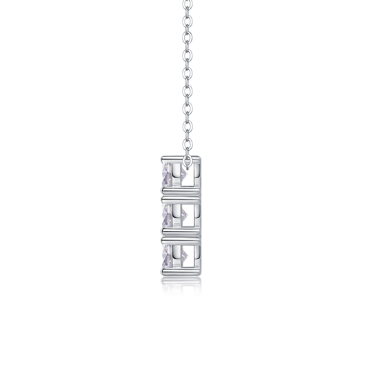 Luxurious Diamond Pendant
