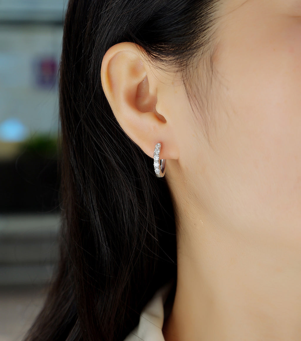 Fashionable And Luxurious Moissanite S925 plated Stud Earrings
