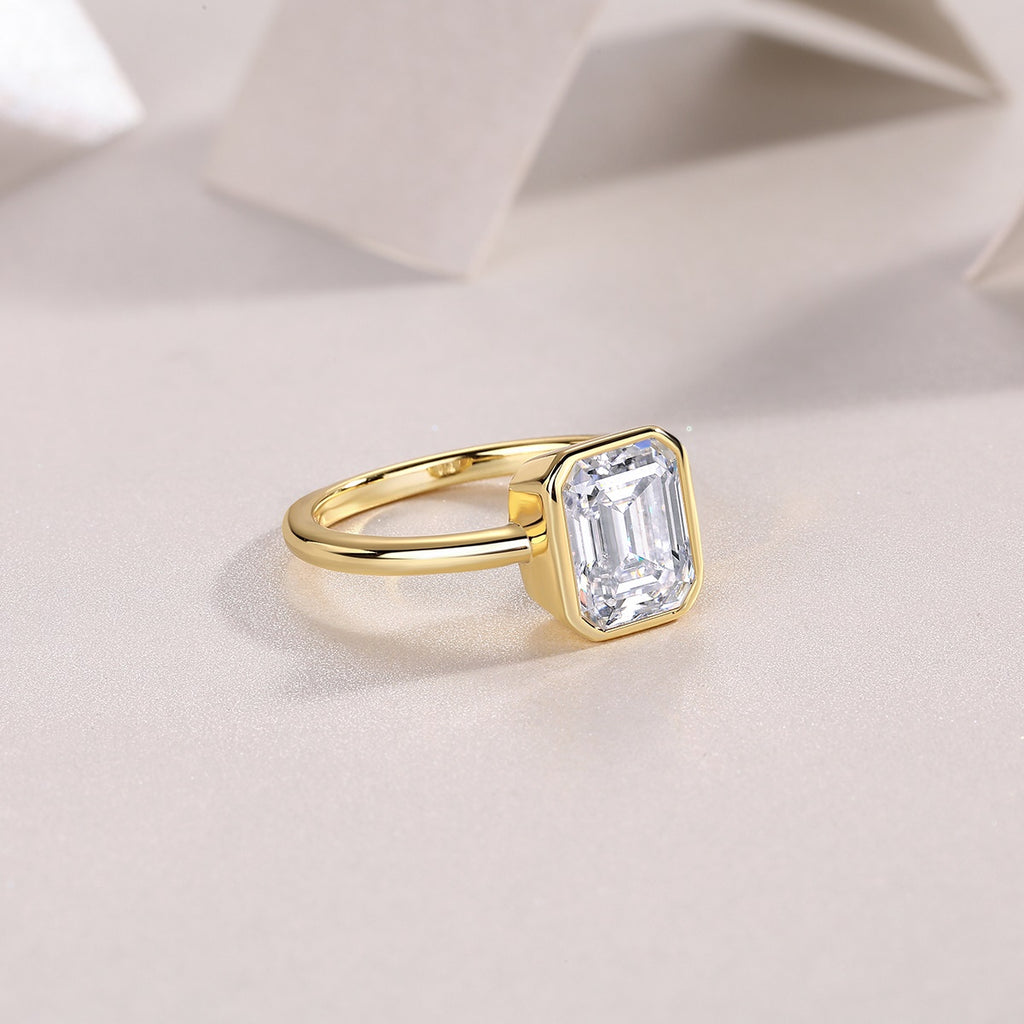 Pagoda - A Fashionable Diamond Jewelry  Ring