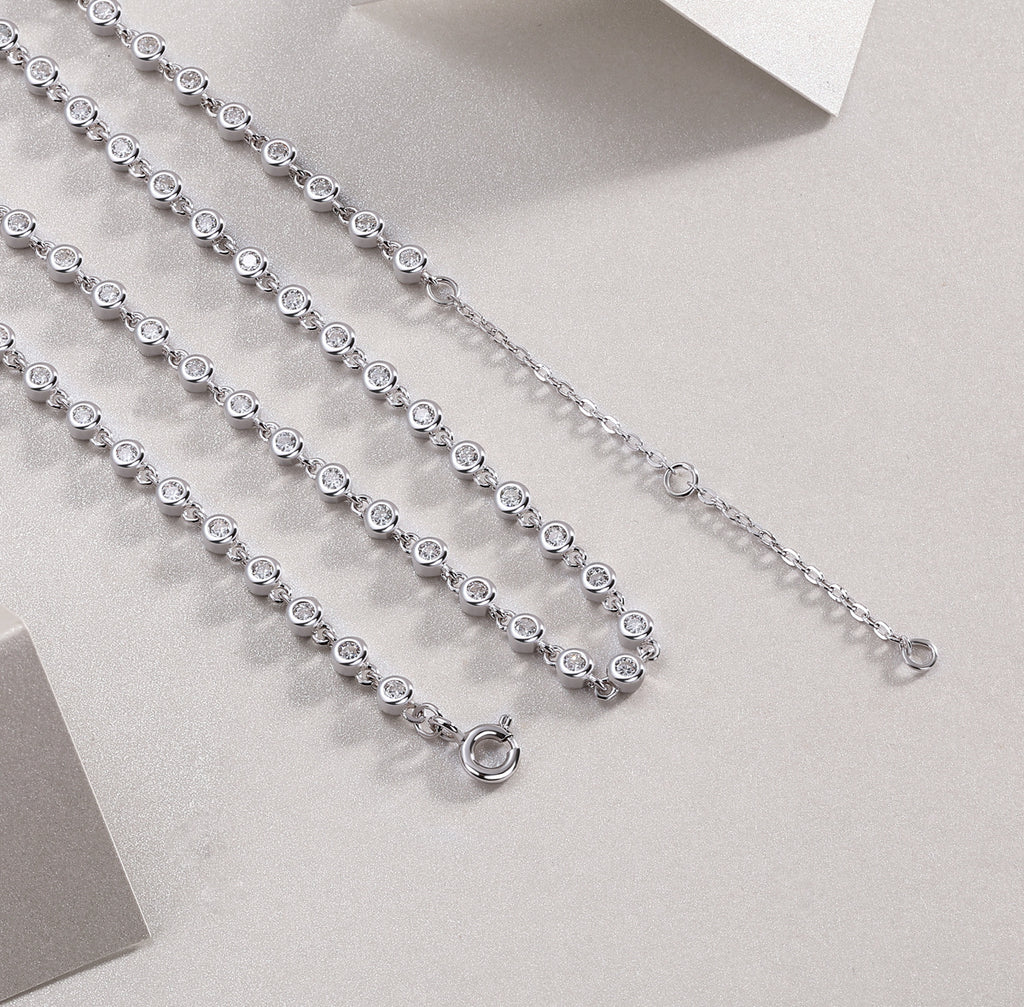 Heart-to-heart - A Fashionable And Luxurious Diamond Jewelry Pendant Set